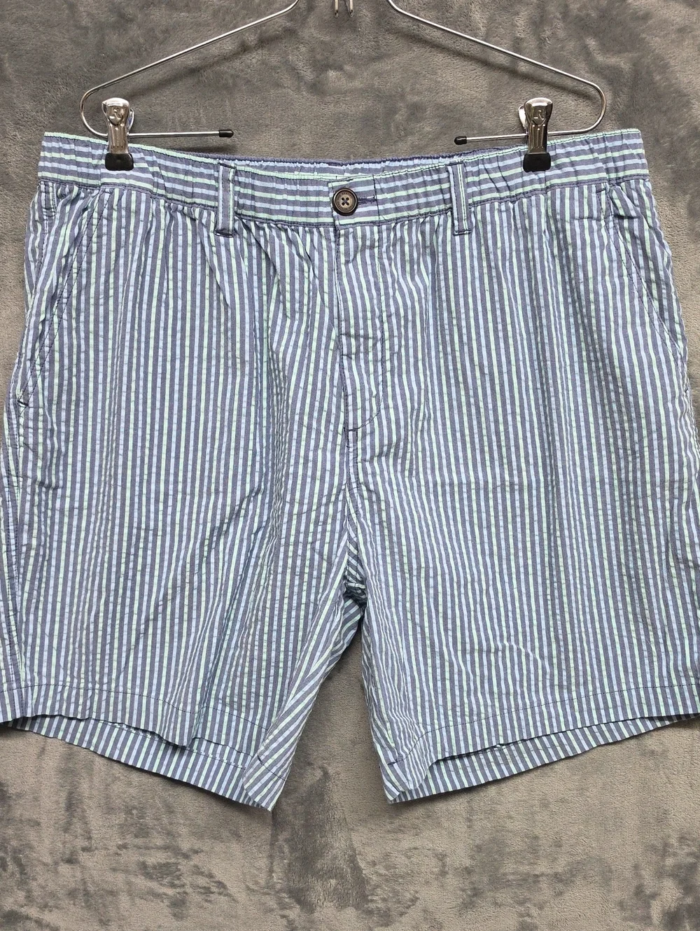 chubbies Light Blue & White Seersucker Stripe Flat Front Shorts Sz XXL